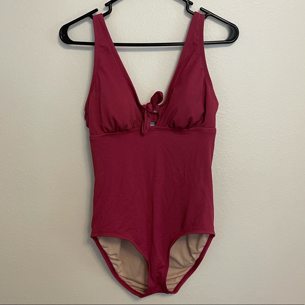 Textured one piece swimsuit